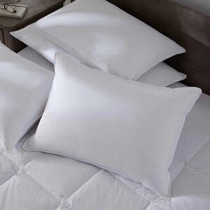 NWT Pacific Coast Feather Company Goose Down Feather Queen Pillow